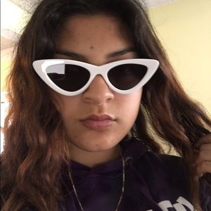 Meet your Posher, Desirae